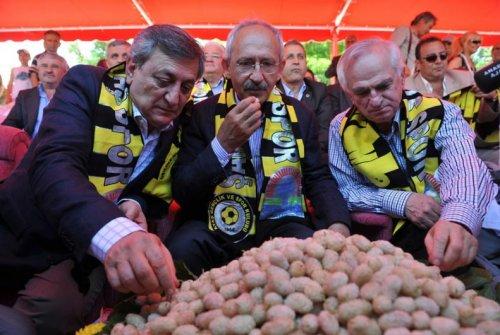 Önder Sav'ın gençliği