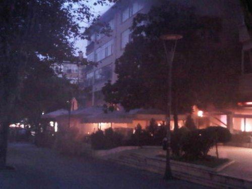 Bağdat Caddesi'nde patlama ve yangın - Resim 1