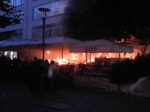 Bağdat Caddesi'nde patlama ve yangın - Resim 10