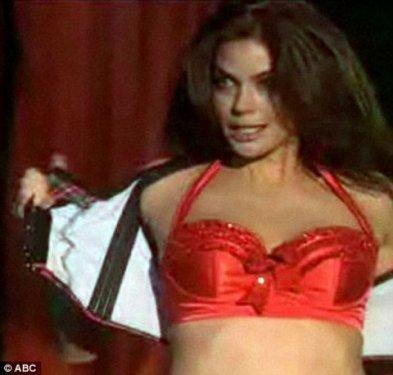 Teri Hatcher'in bu sahneleri çok konuşulur - Resim 17