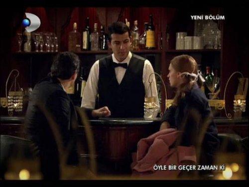 Öyle bir geçer zaman ki Aylin Soner sahnesi - Resim 5