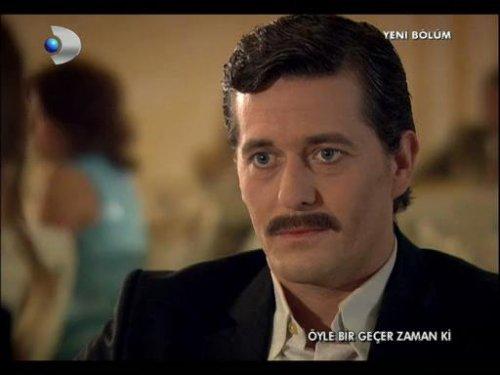 Öyle bir geçer zaman ki Aylin Soner sahnesi - Resim 16