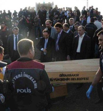  Baydemir'in yıkıldığı anlar - Resim 6