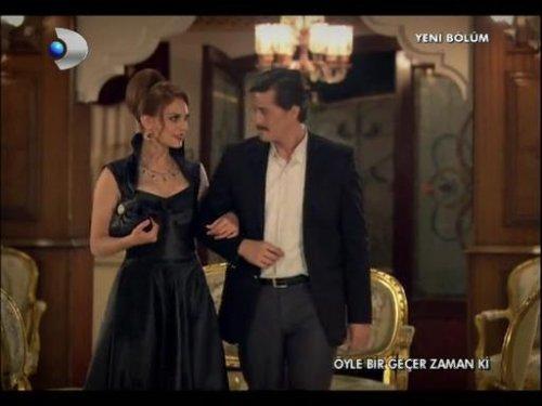 Öyle bir geçer zaman ki Aylin Soner sahnesi - Resim 21