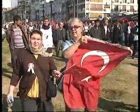 İzmir'deki Atatürk yürüyüşü - Resim 27
