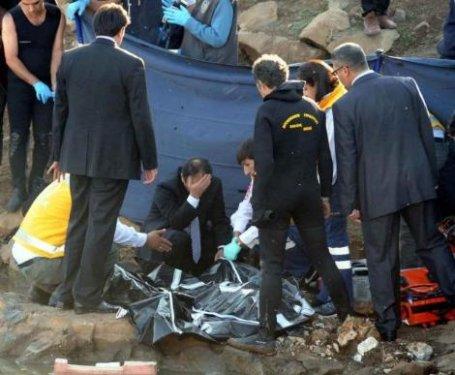  Baydemir'in yıkıldığı anlar - Resim 3