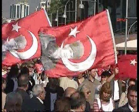 İzmir'deki Atatürk yürüyüşü - Resim 20