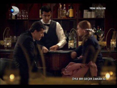 Öyle bir geçer zaman ki Aylin Soner sahnesi - Resim 25