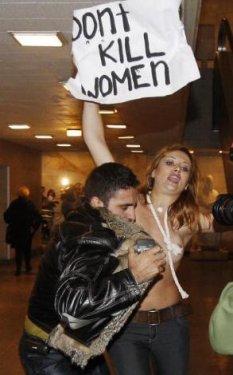 Femen'den Sakine protestosu - Resim 3