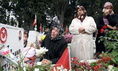 Şehit ailelerinin bayramı - Resim 3