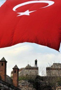  Erdoğan'a miting gibi karşılama