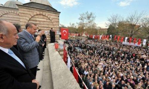  Erdoğan'a miting gibi karşılama