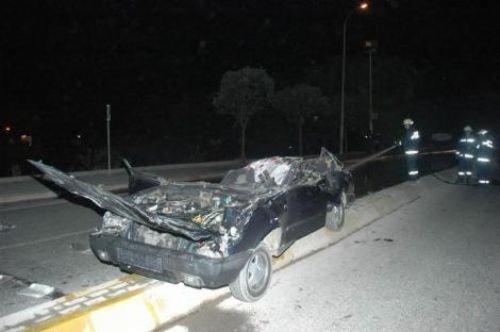 İstanbul'da feci kaza 3 ölü  - Resim 12