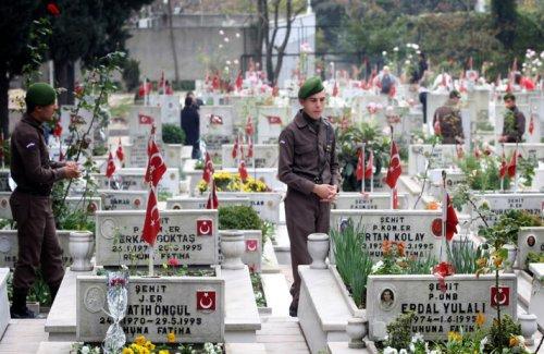 Şehit ailelerinin bayramı - Resim 2