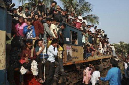 Bangladeş'te şaşırtan görüntü