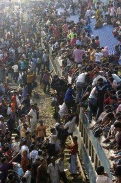 Bangladeş'te şaşırtan görüntü