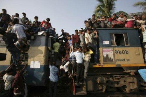 Bangladeş'te şaşırtan görüntü