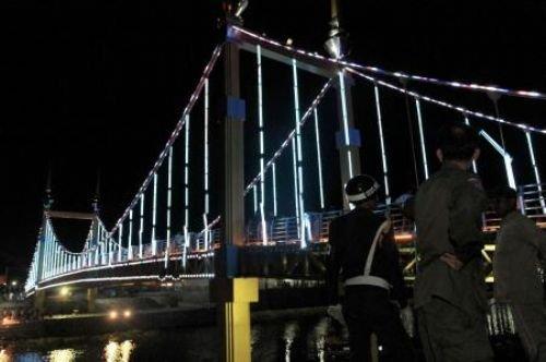 Kamboçya’da izdiham