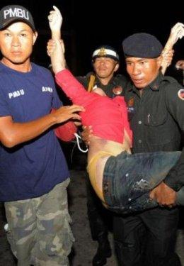 Kamboçya’da izdiham