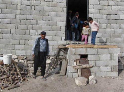 İkizini karnında taşıyan İlknur’un ailesi - Resim 6