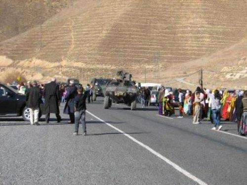Ahmet Türk miting için Hakkari’de  - Resim 11