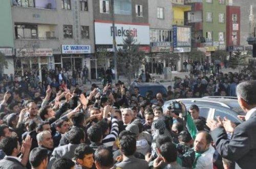 Ahmet Türk miting için Hakkari’de  - Resim 2