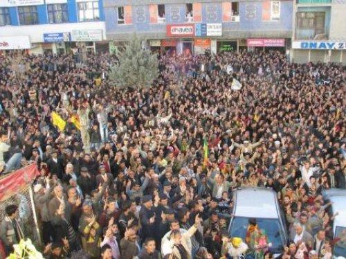 Ahmet Türk miting için Hakkari’de  - Resim 13