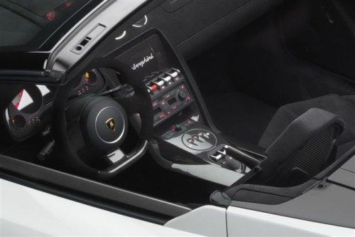 Lamborghini Gallardo LP 570-4 Spyder Performante - Resim 4
