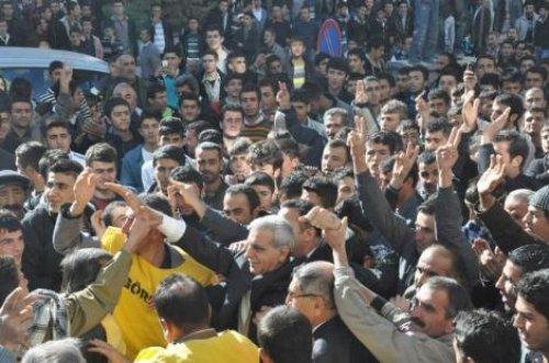 Ahmet Türk miting için Hakkari’de  - Resim 3