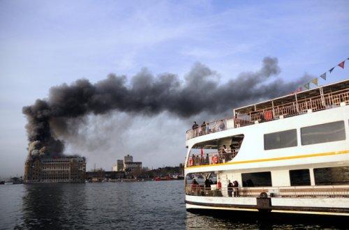 Haydarpaşa tren garı yangın - Resim 22