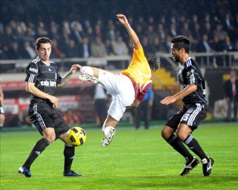 Galatasaray - Beşiktaş derbisinden enfes kareler