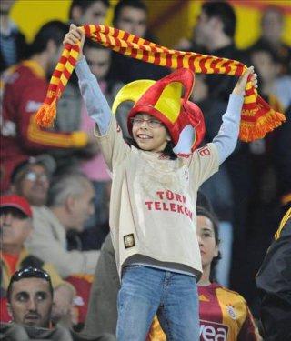 Galatasaray - Beşiktaş derbisinden enfes kareler