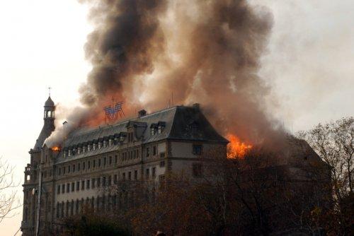 Haydarpaşa tren garı yangın - Resim 9