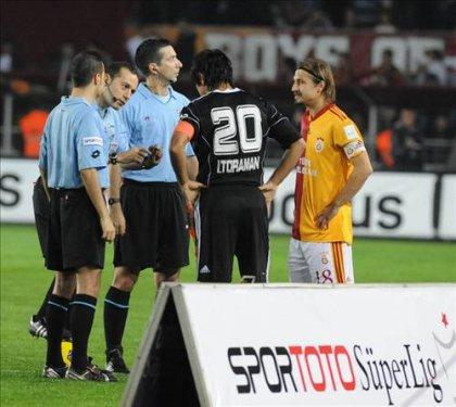 Galatasaray - Beşiktaş derbisinden enfes kareler