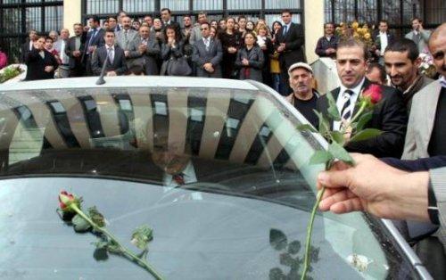 İlhan Cihaner'e güllü veda - Resim 4