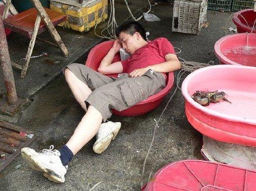 Böyle de yatılmaz ki