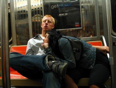 Böyle de yatılmaz ki