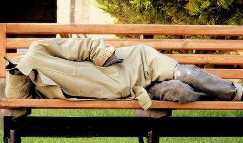 Böyle de yatılmaz ki