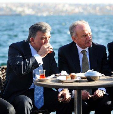 Cumhurbaşkanı'nın boğazda simit çay keyfi - Resim 5