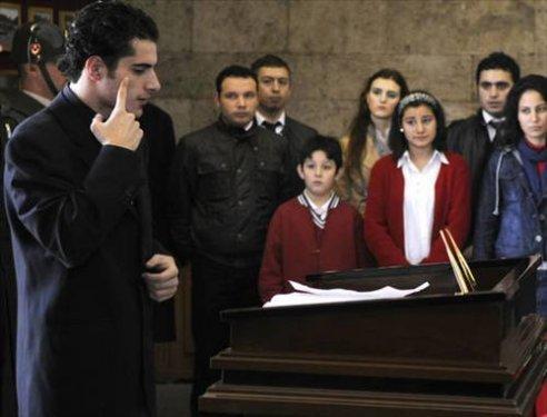 İstiklal Marşı'nı işaret diliyle okudular - Resim 2