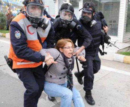 Başbakan protestosuna polis engeli  - Resim 15
