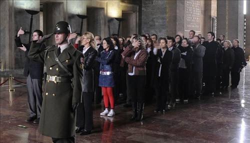 İstiklal Marşı'nı işaret diliyle okudular - Resim 4