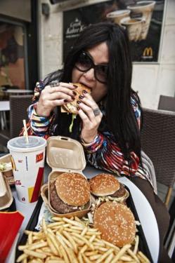 Ayşe Arman 3 saate 150 kilo oldu - Resim 5
