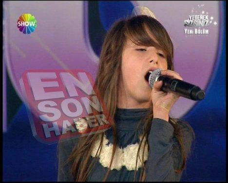 Hülya Avşar'ı ağlatan Türkan - Resim 5