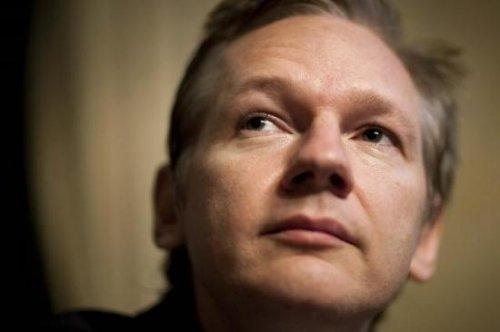 Assange tutuklandı - Resim 10