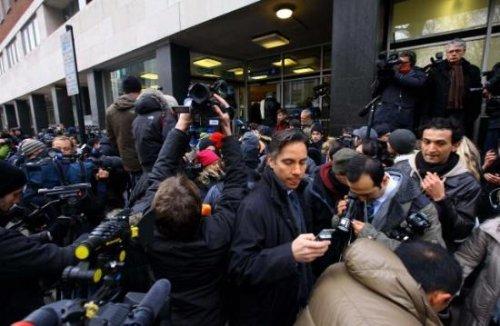 Assange tutuklandı - Resim 3