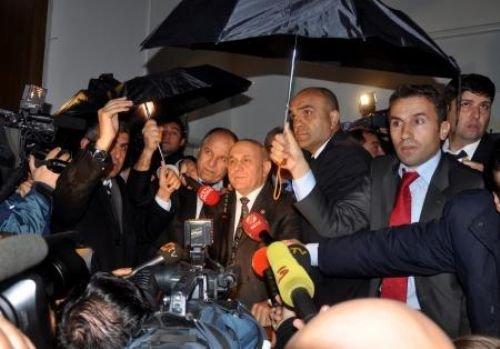 Burhan Kuzu'ya protesto  - Resim 13