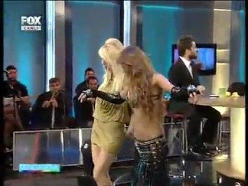 Hande Yener'den göbek şov  - Resim 5
