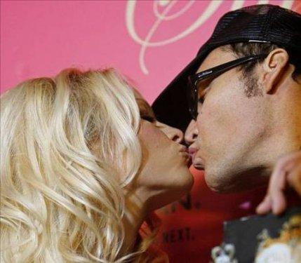 Ünlülerin seks skandalları