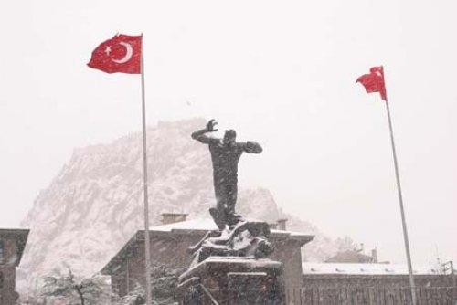 Türkiye kara büründü  - Resim 24
